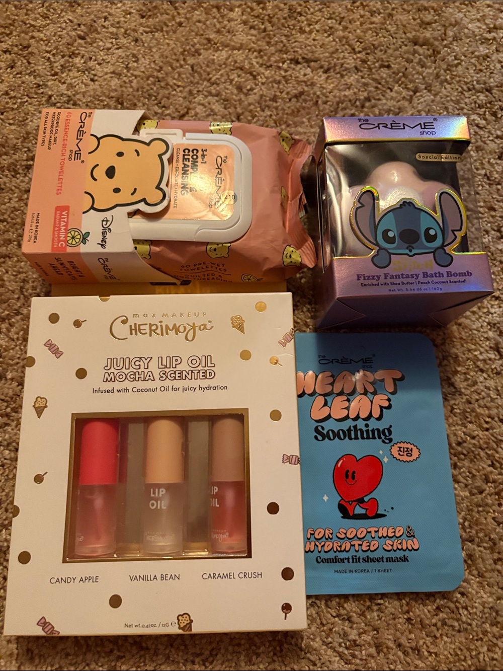 The Crème Shop Pink Disney Cleansing Wipes & Lip Oil Gift Set